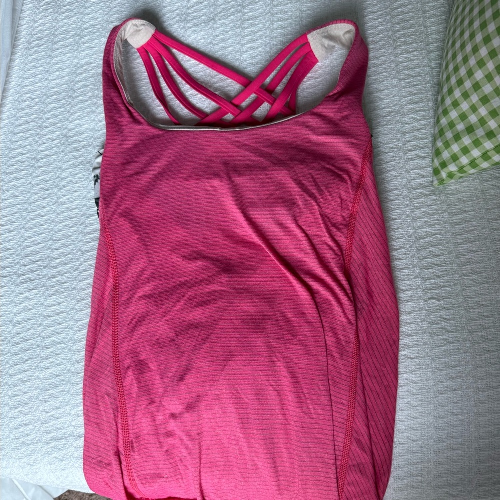 Lululemon old style tank! Fits like XS!